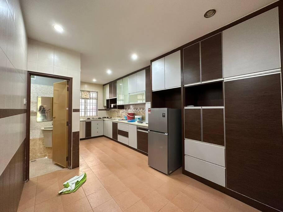Muslim Suite Home @ Airport Bayan Lepas Penang エクステリア 写真